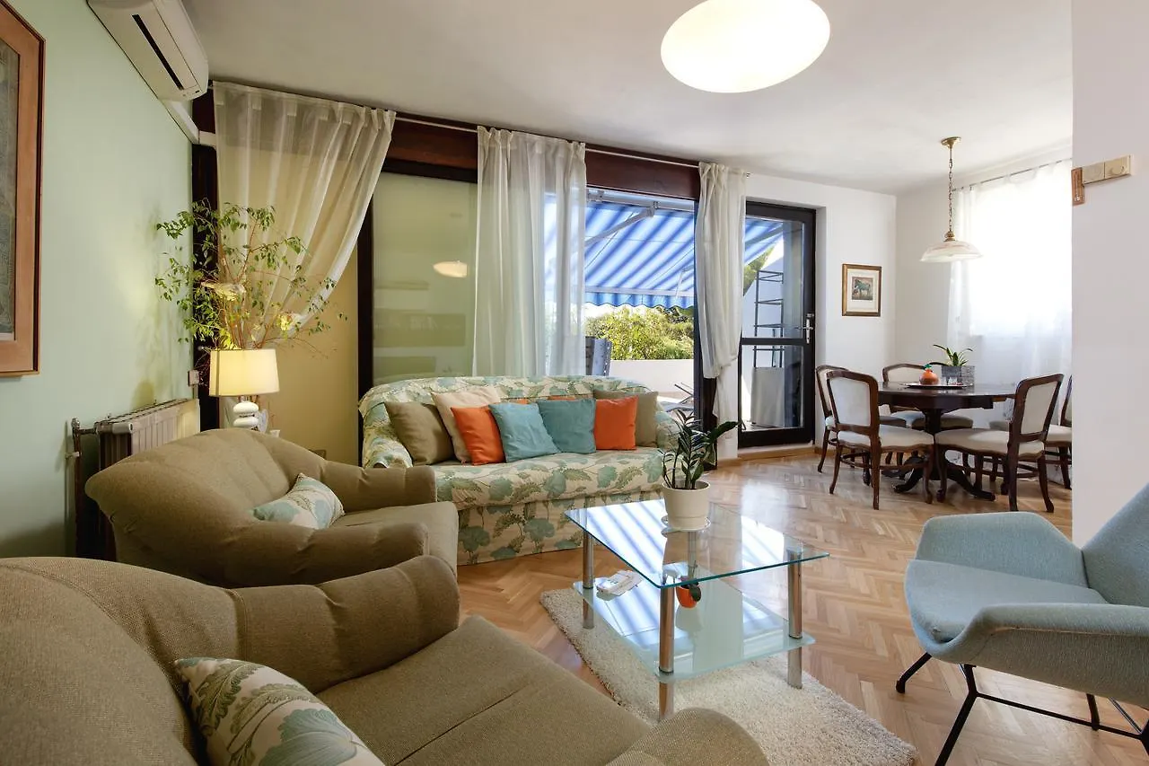 Apartment Viki Split 0*,  Hırvatistan