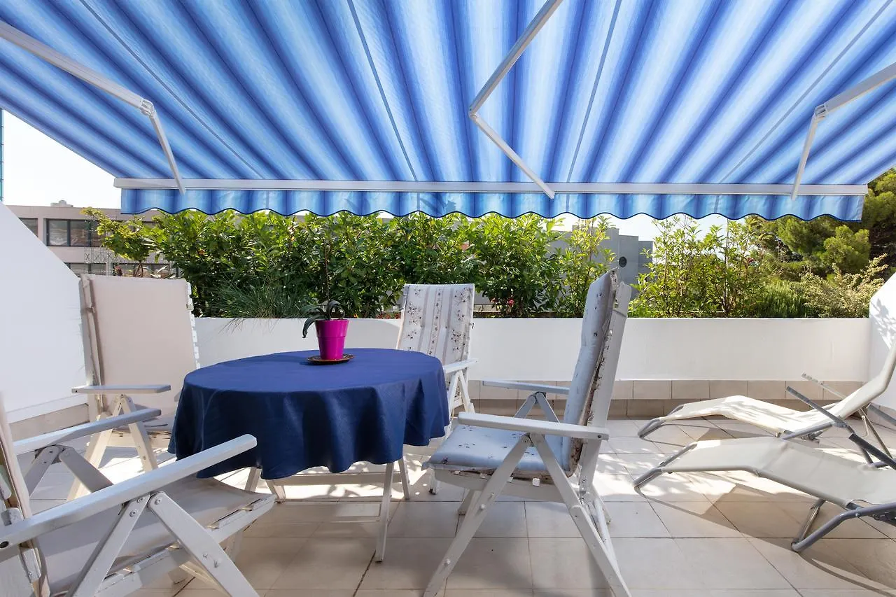 Apartment Viki Split
